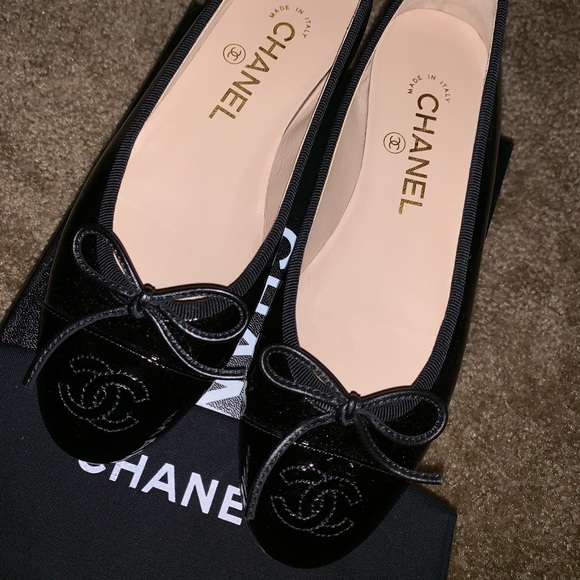 Chanel patent leather ballerina flats - Picture 2 of 5